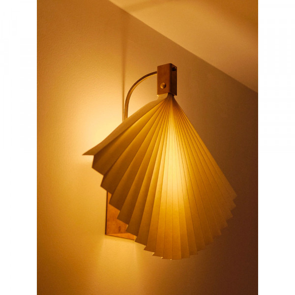UMA ARANDELA 1 WALL LIGHT...