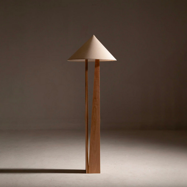 ALICATE FLOOR LIGHT by Policronica