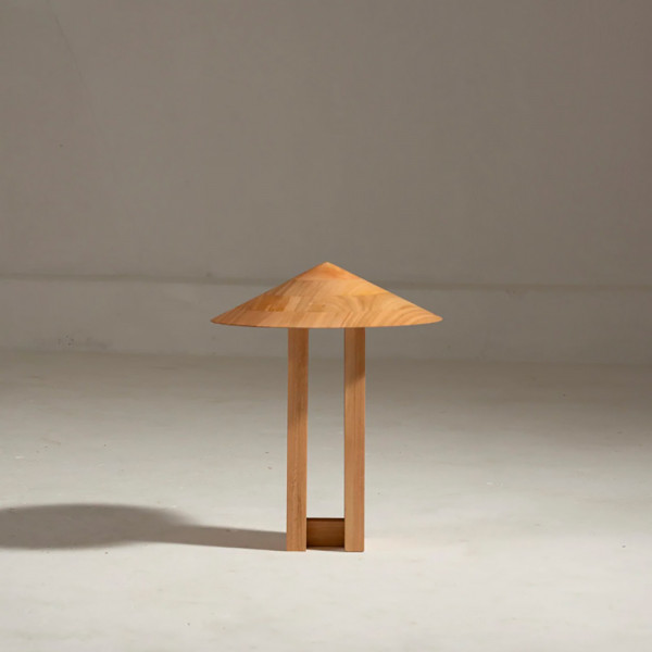 OCHAPÉU TABLE LAMP by Policronica