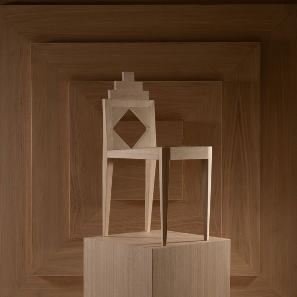 CHAISE PEÕES 3 by Policronica